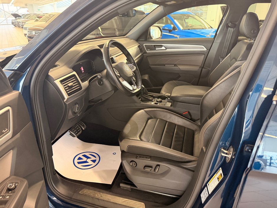 2021 Volkswagen Atlas Cross Sport Execline-11