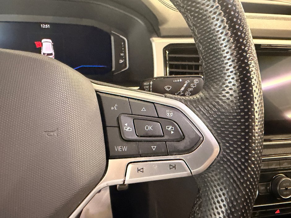 2021 Volkswagen Atlas Cross Sport Execline-19