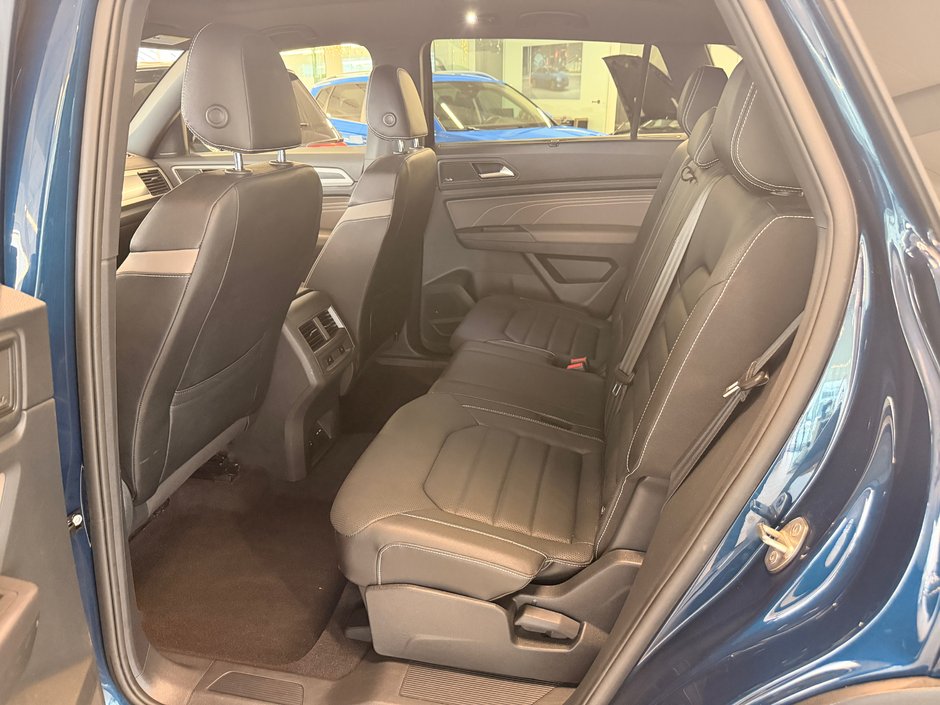 2021 Volkswagen Atlas Cross Sport Execline-9