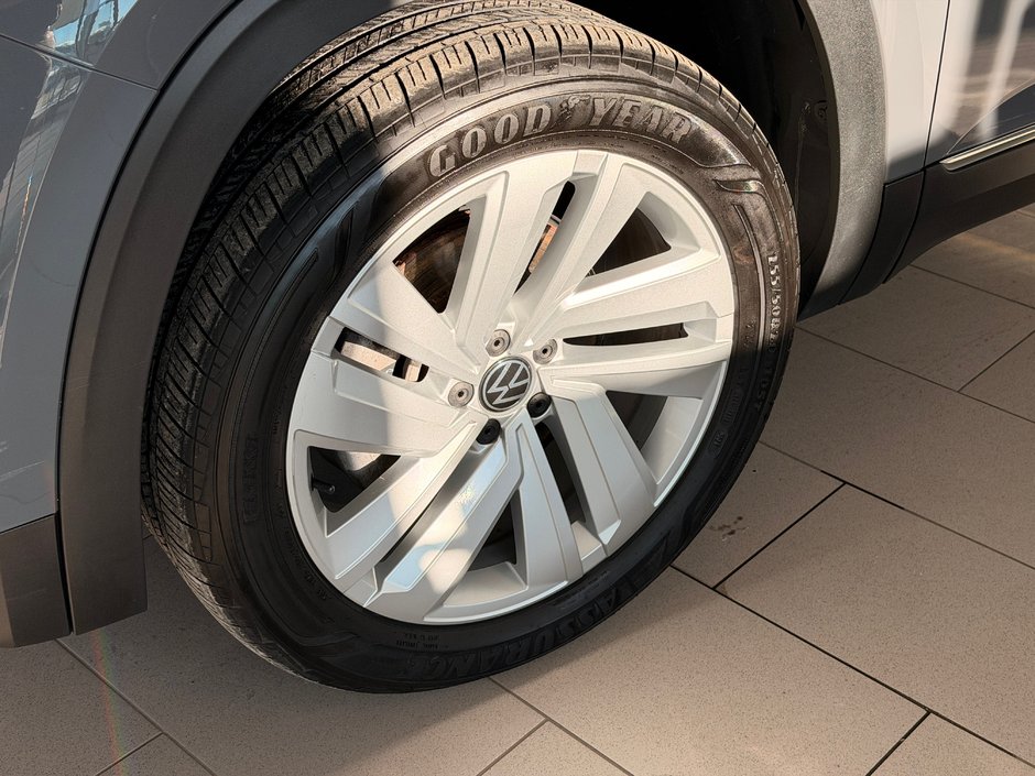 2021 Volkswagen Atlas Cross Sport Highline-3