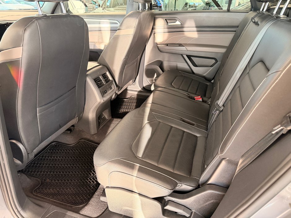 2021 Volkswagen Atlas Cross Sport Highline-10