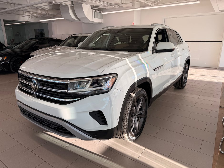 2021 Volkswagen Atlas Cross Sport Execline-3