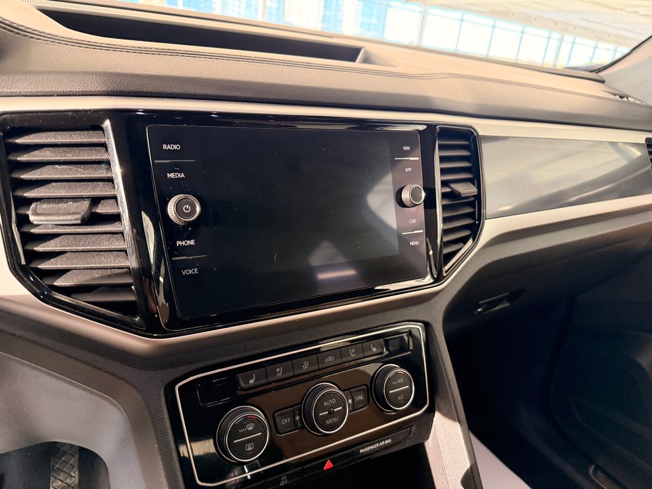 2021 Volkswagen Atlas Cross Sport Execline-22