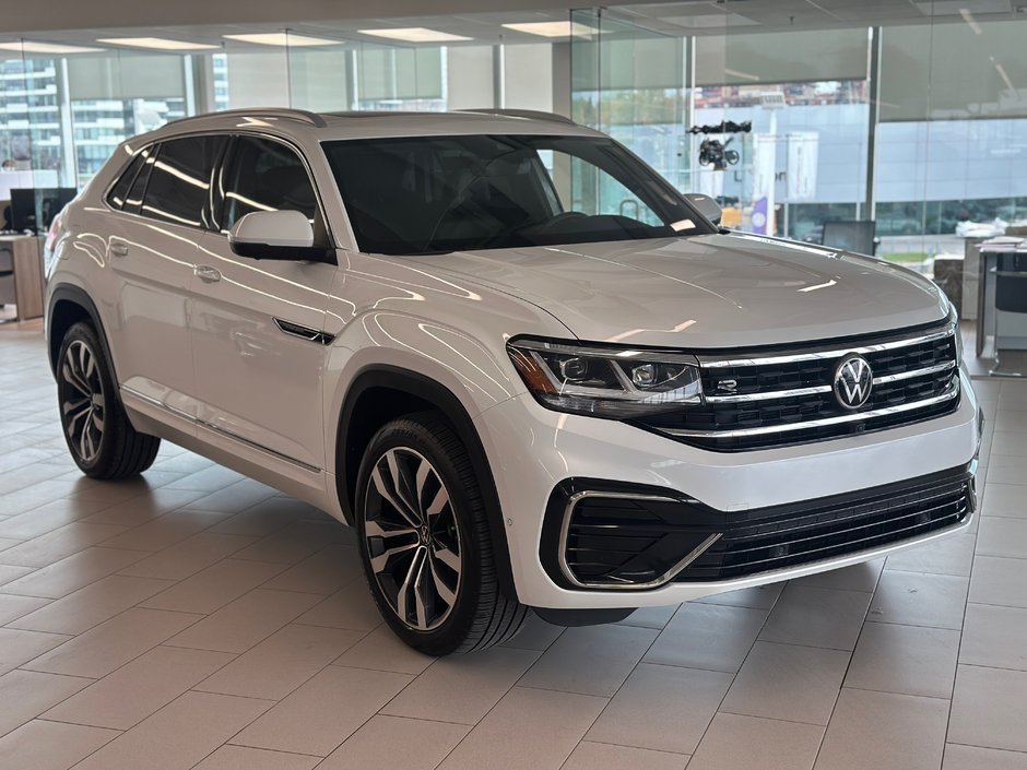 2022 Volkswagen Atlas Cross Sport Execline-0