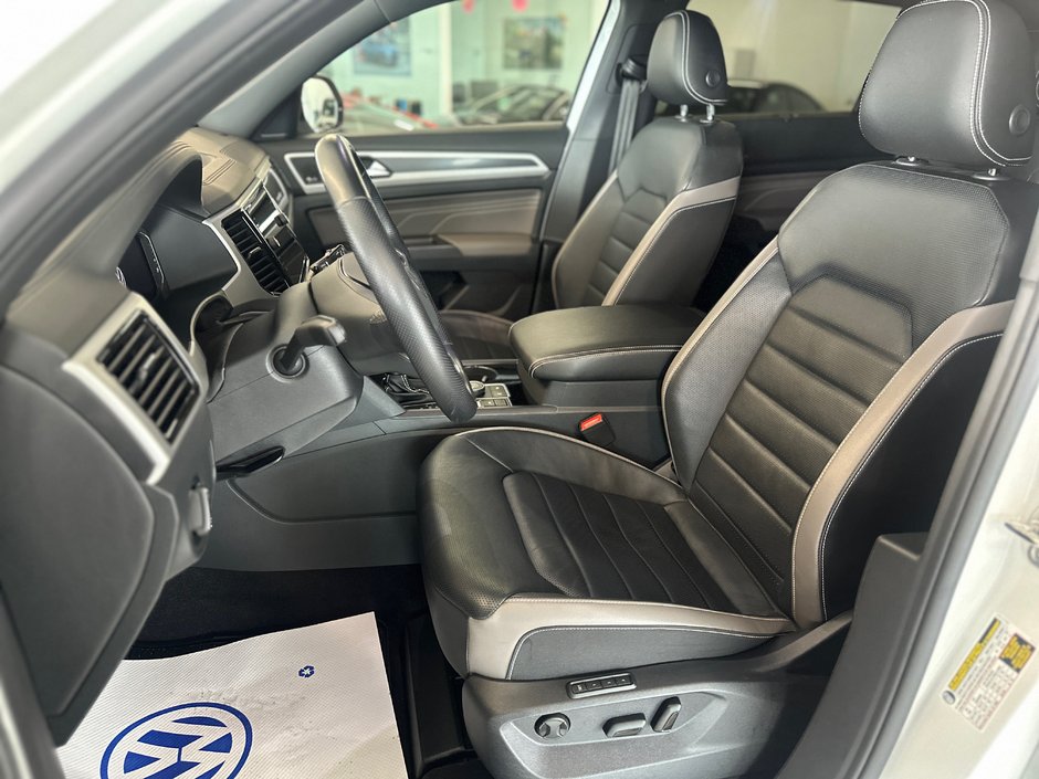 2022 Volkswagen Atlas Cross Sport Execline-12
