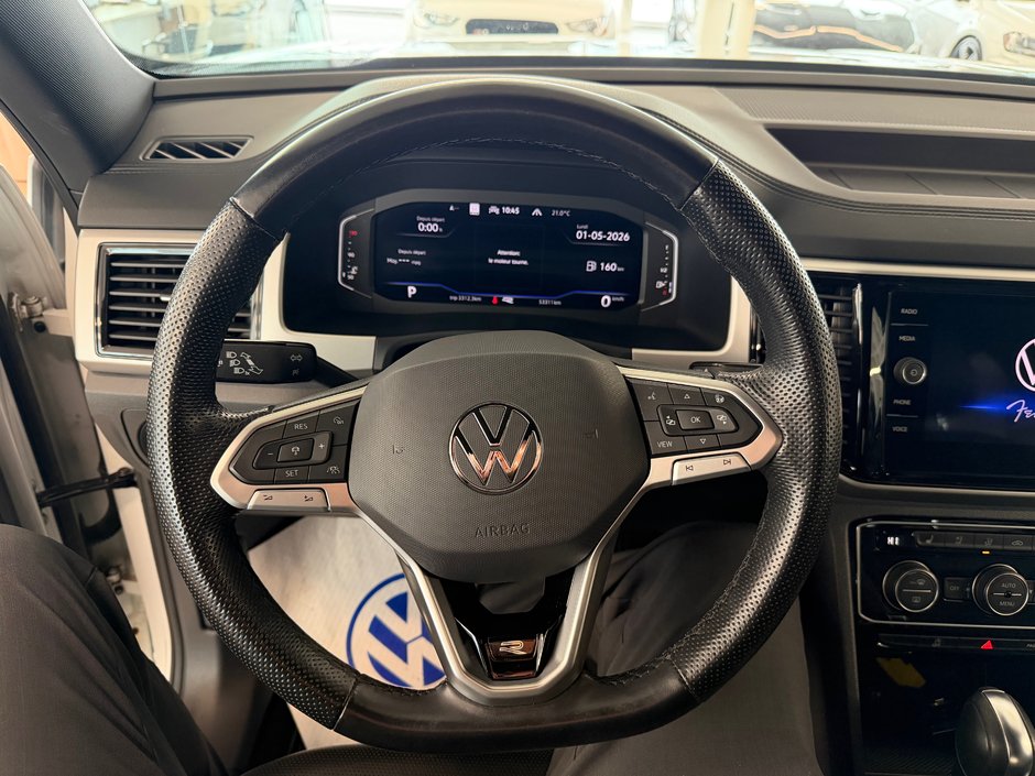 2022 Volkswagen Atlas Cross Sport Execline-11