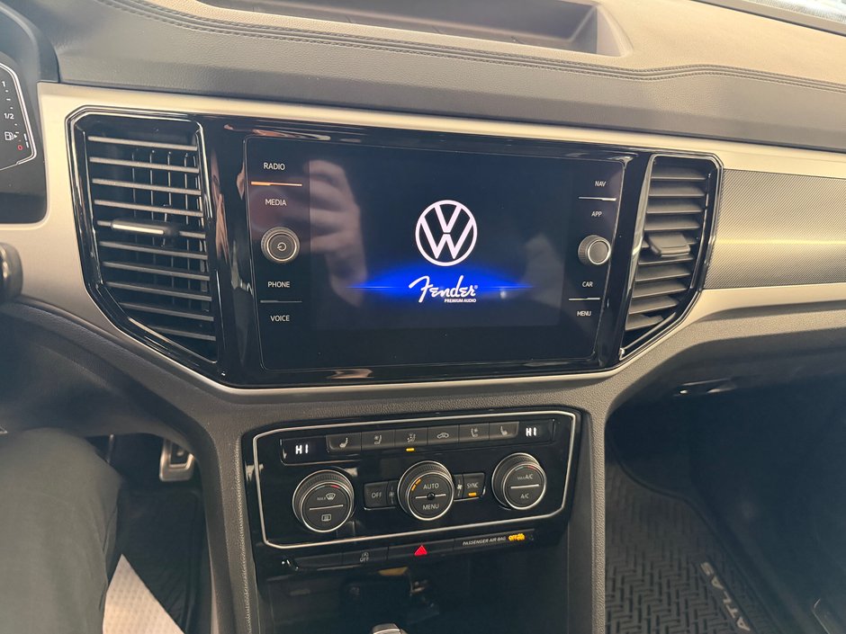 2022 Volkswagen Atlas Cross Sport Execline-13