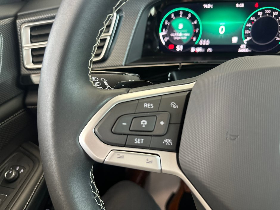 2024 Volkswagen Atlas Cross Sport Highline-23