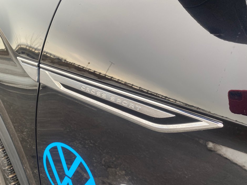 2025 Volkswagen Atlas Cross Sport Execline-12
