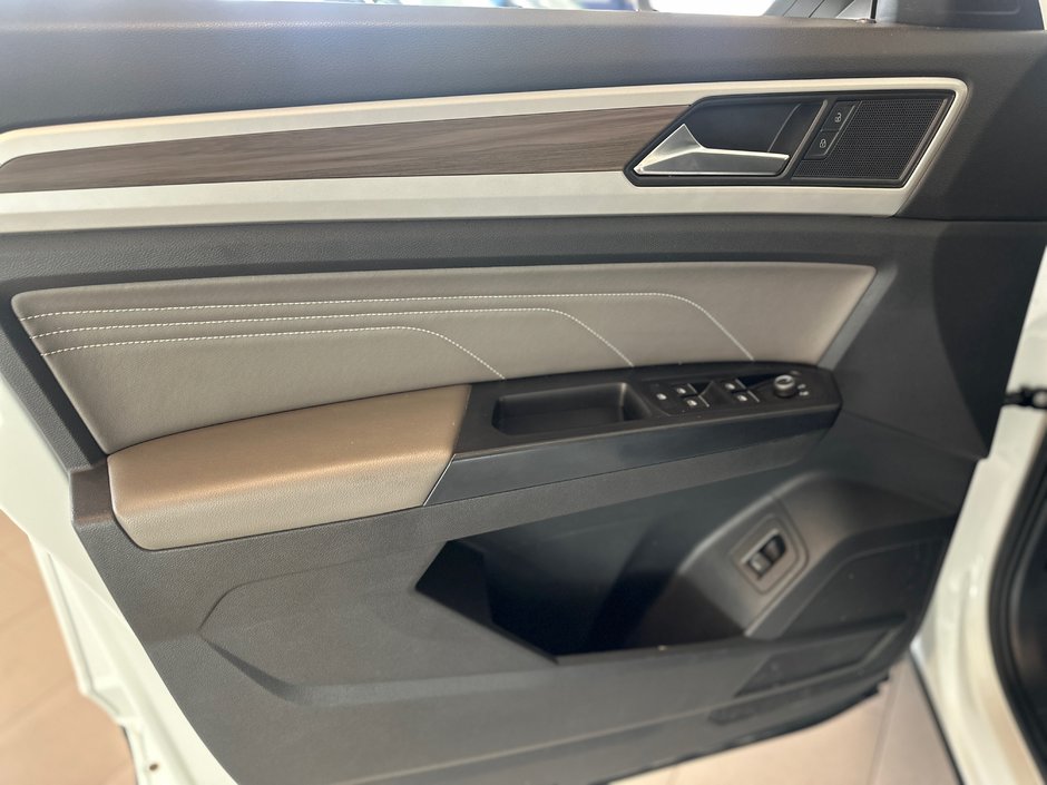 2021 Volkswagen Atlas Highline-19