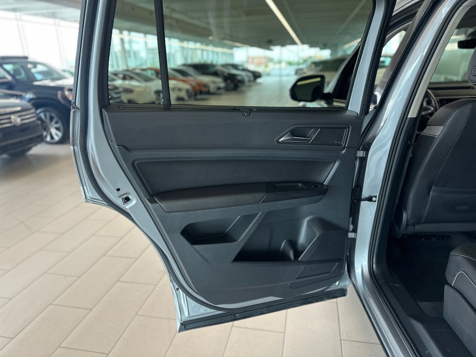 2021 Volkswagen Atlas Execline-16