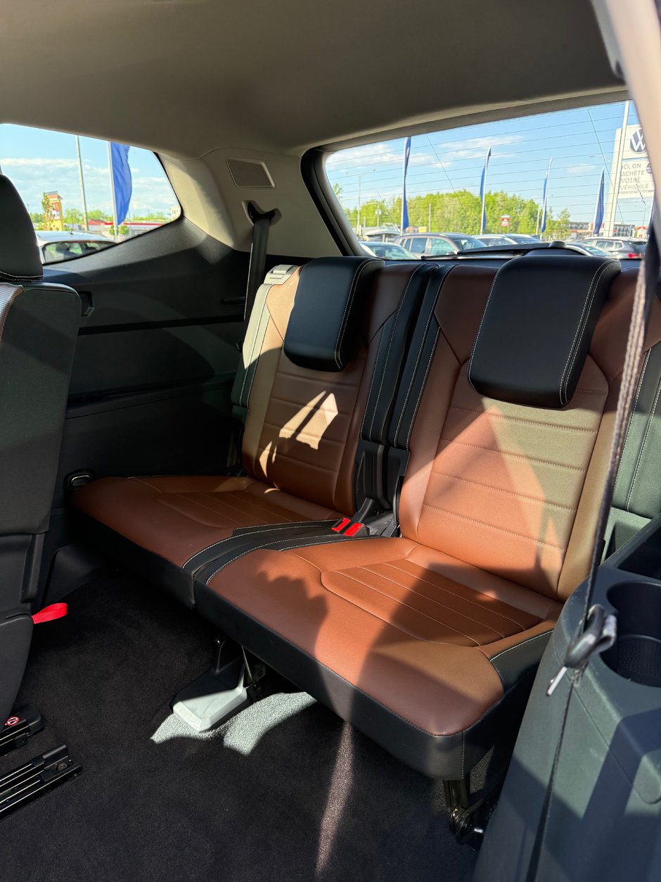 2023 Volkswagen Atlas Execline-19