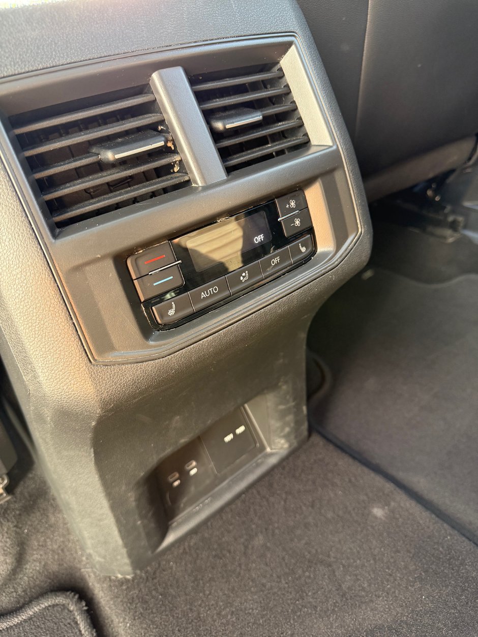 2023 Volkswagen Atlas Execline-20