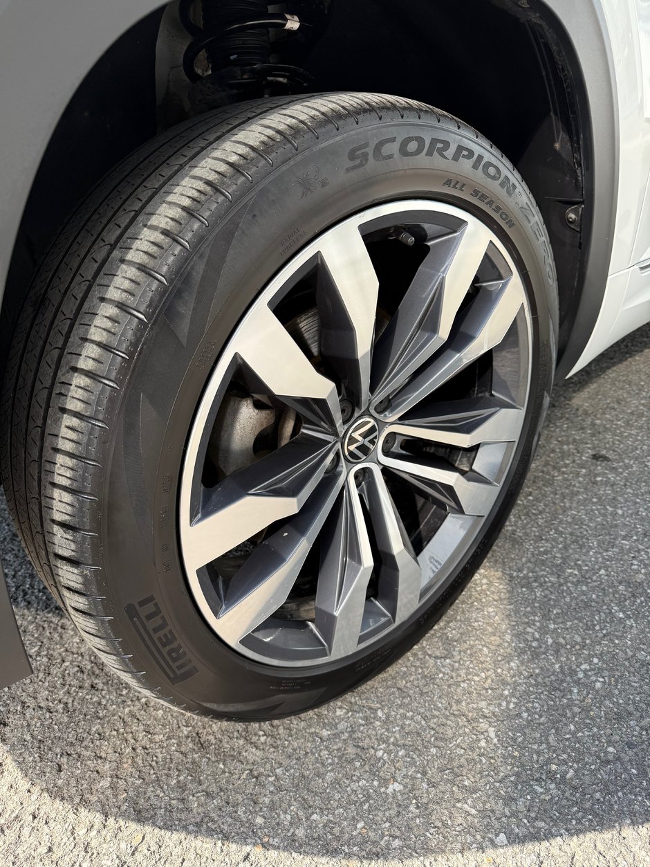 2023 Volkswagen Atlas Execline-7