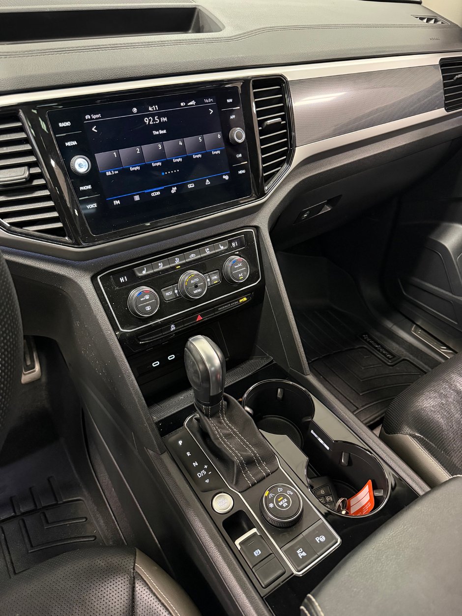 2023 Volkswagen Atlas Execline-15