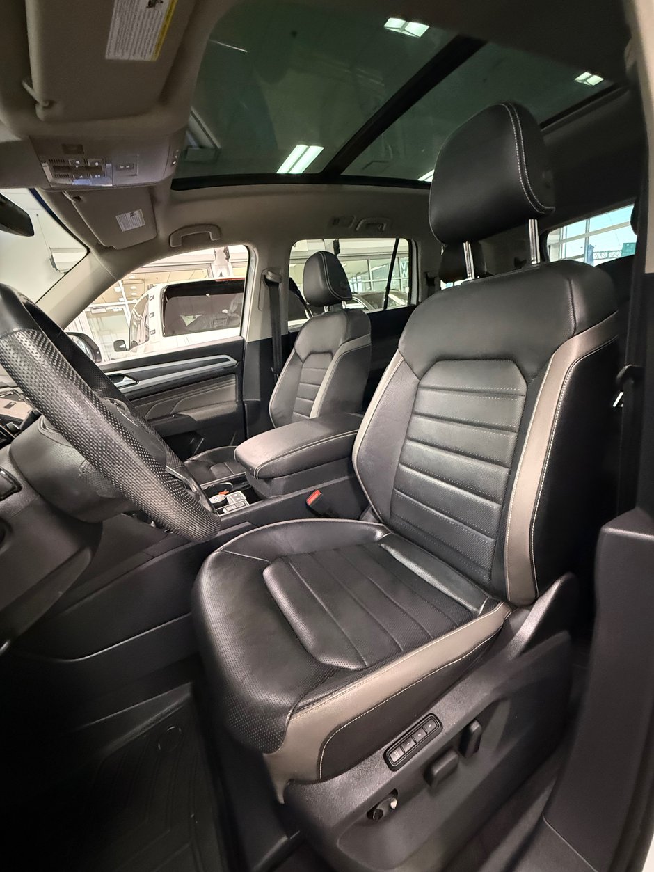 2023 Volkswagen Atlas Execline-12