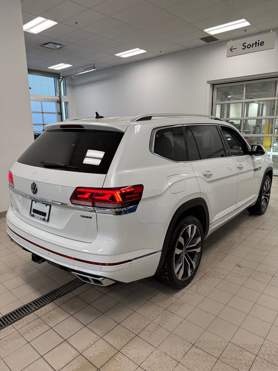 2023 Volkswagen Atlas Execline-3