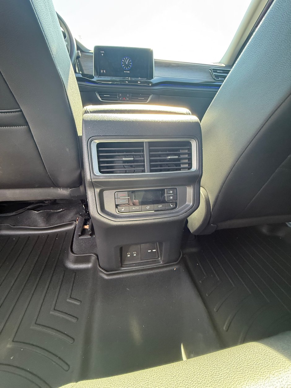 Volkswagen Atlas Highline 2024-16