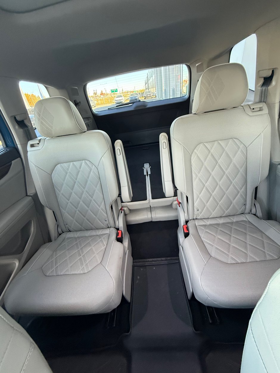 Volkswagen Atlas Execline 2025-23