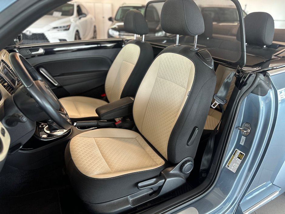 Volkswagen Beetle Convertible Wolfsburg Edition 2019-12