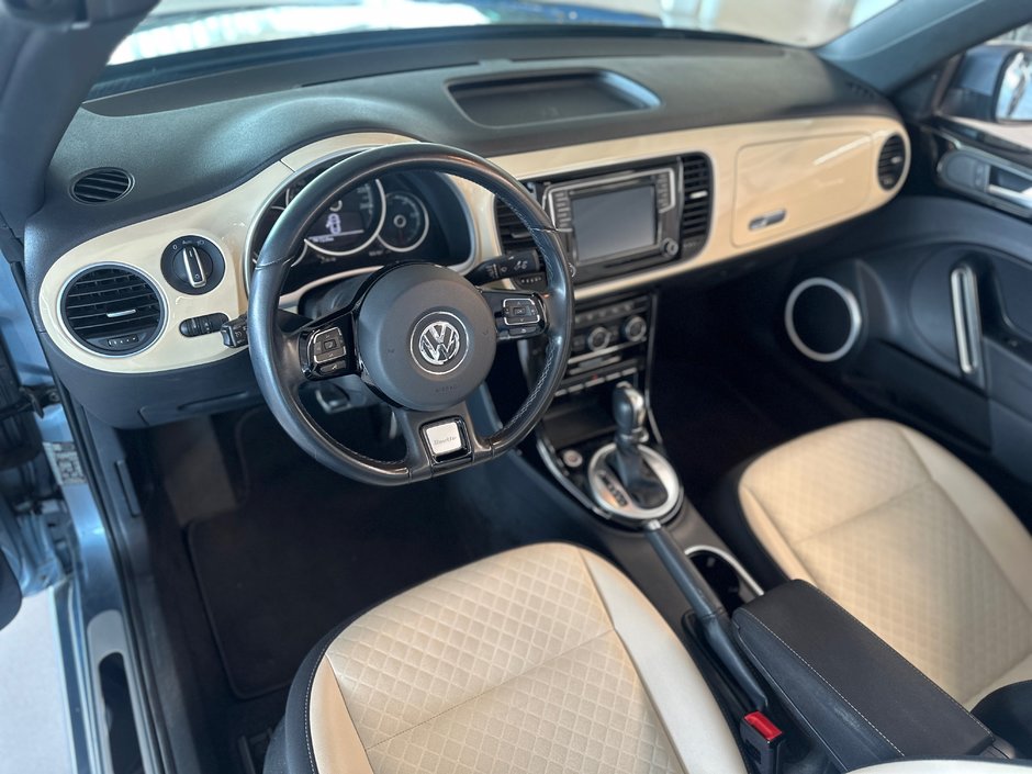 Volkswagen Beetle Convertible Wolfsburg Edition 2019-8