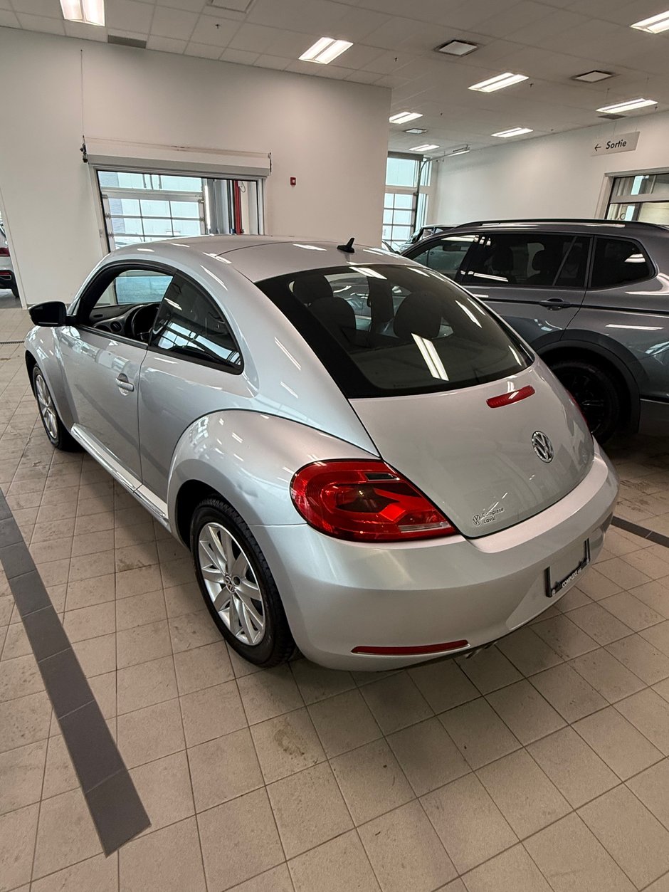 2012 Volkswagen Beetle Comfortline-5