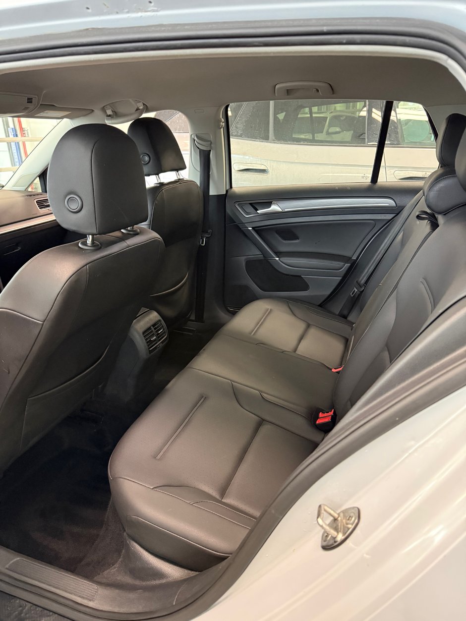 Volkswagen e-Golf Comfortline 2017-5