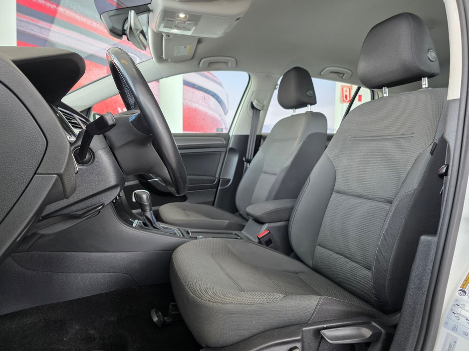 2020 Volkswagen e-Golf Comfortline-10