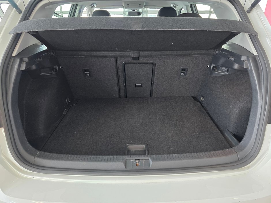 2020 Volkswagen e-Golf Comfortline-16