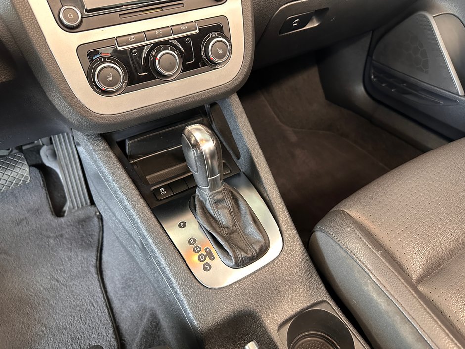 2014 Volkswagen Eos Comfortline-14