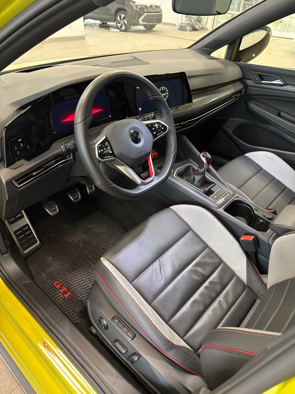 2022 Volkswagen Golf GTI Performance-6