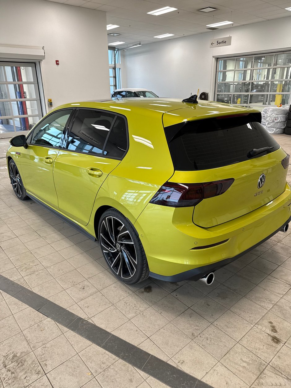 2022 Volkswagen Golf GTI Performance-4