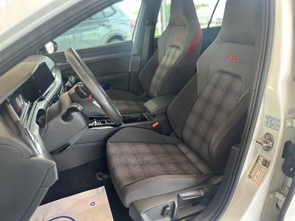 Volkswagen Golf GTI 40th Anniversary 2023-13