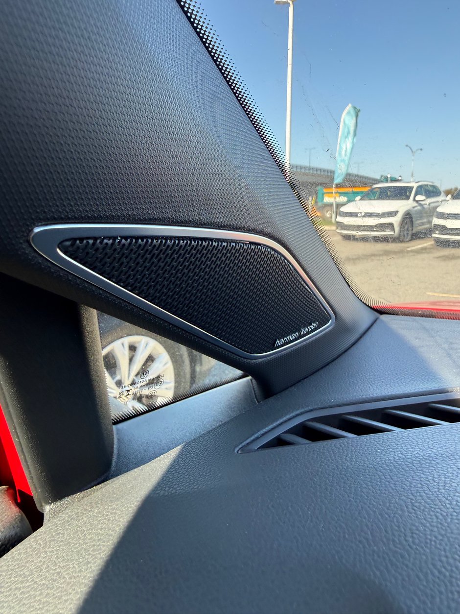 Volkswagen Golf GTI 40th Anniversary 2023-5