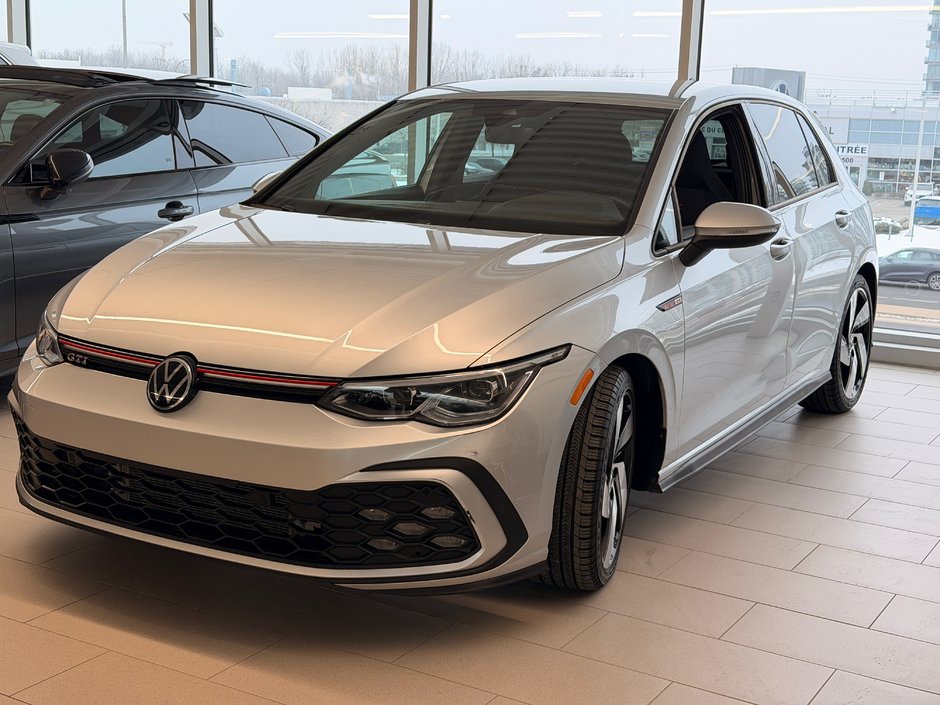 Volkswagen Golf GTI Autobahn 2023-1