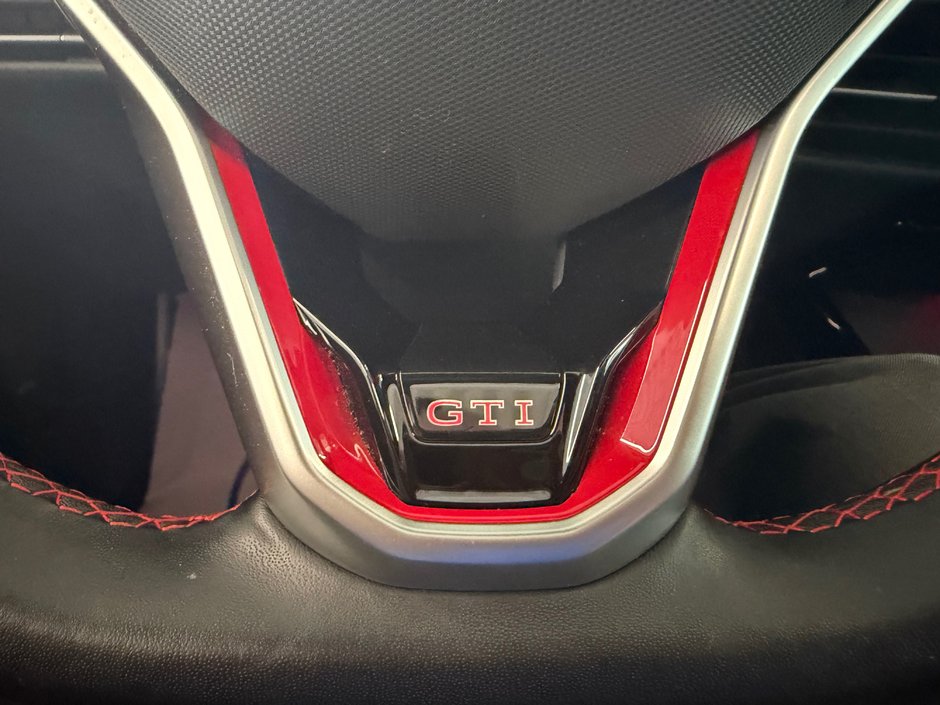 Volkswagen Golf GTI Performance 2023-16