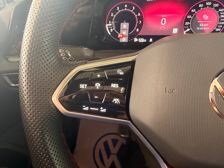 Volkswagen Golf GTI Performance 2023-20