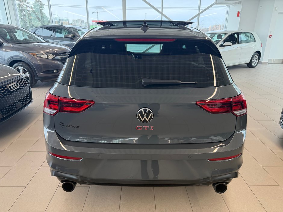 Volkswagen Golf GTI Performance 2023-4
