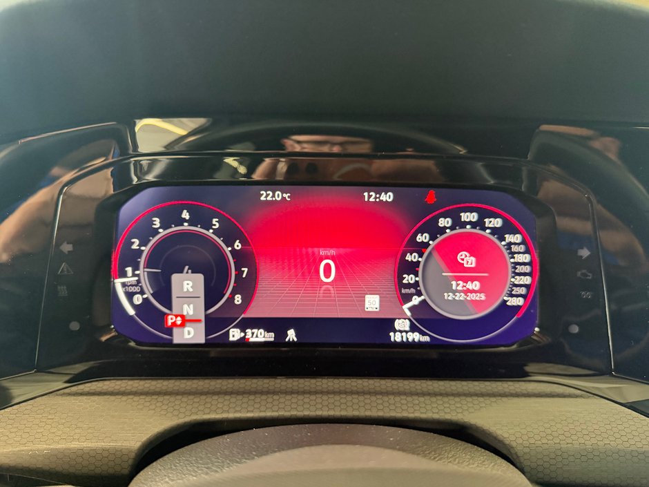 Volkswagen Golf GTI Performance 2023-13