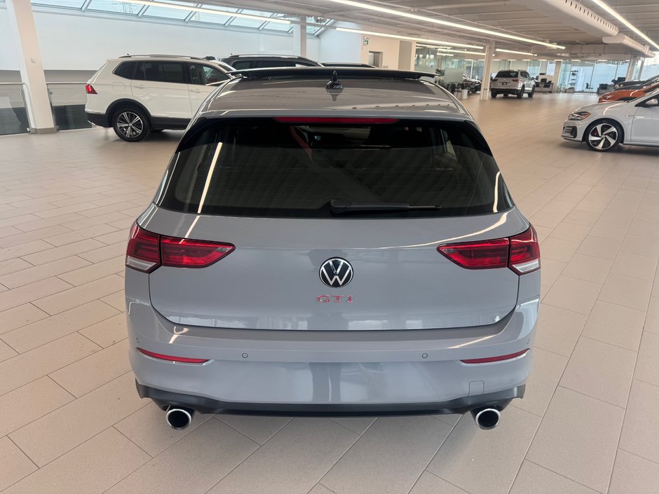 Volkswagen Golf GTI Autobahn 2024-6