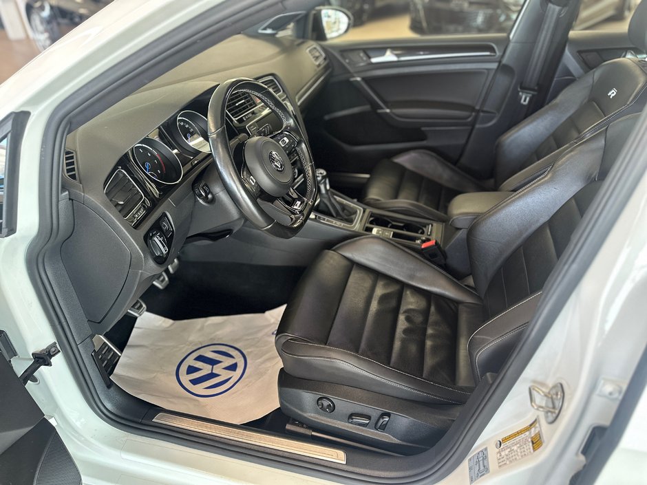 Volkswagen Golf R R 2016-9