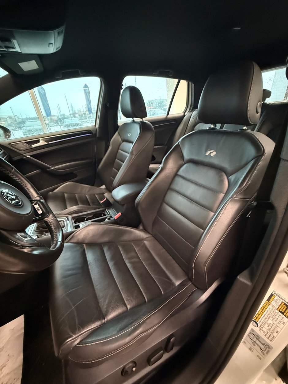 2016 Volkswagen Golf R-7