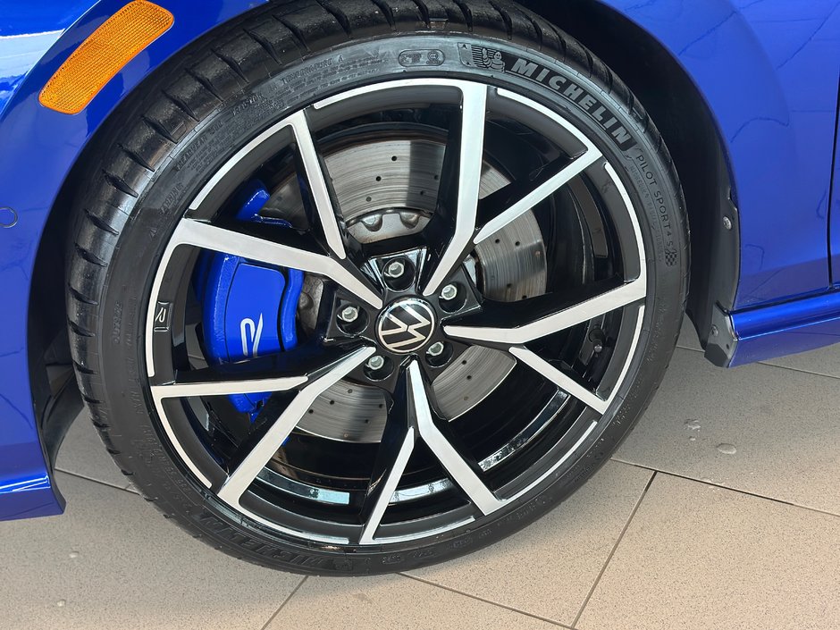 Volkswagen Golf R R 2024-7