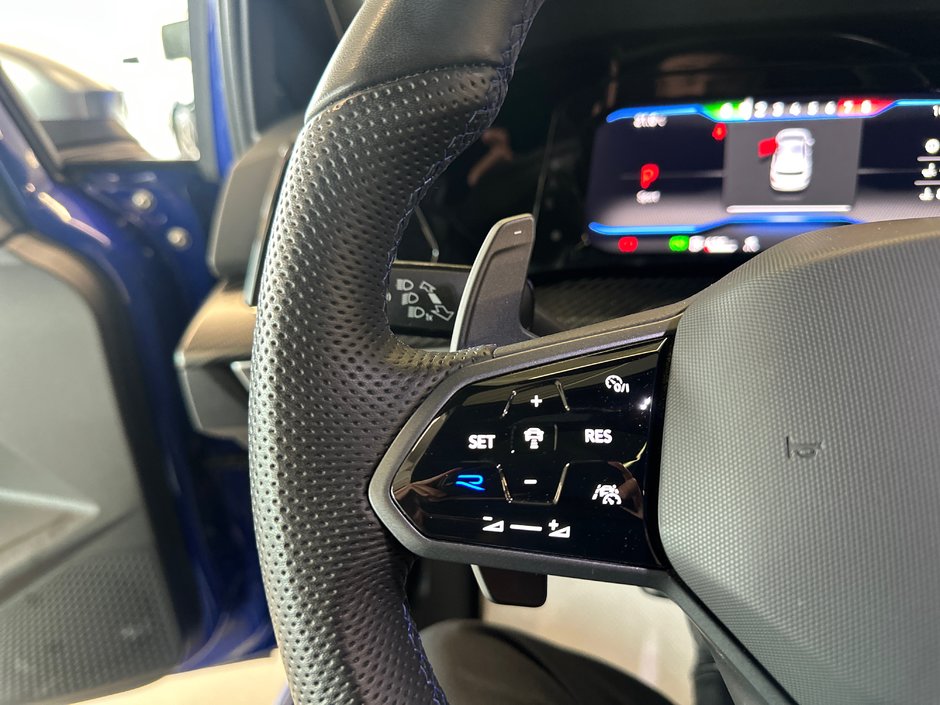 Volkswagen Golf R R 2024-18