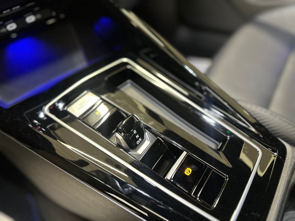Volkswagen Golf R R 2024-18