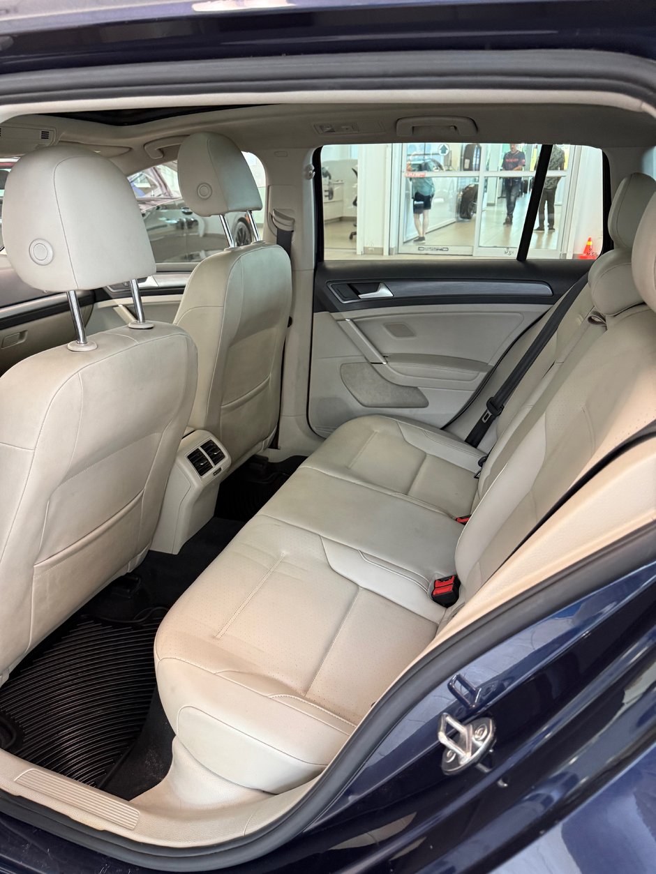 2018 Volkswagen GOLF SPORTWAGEN Trendline-5