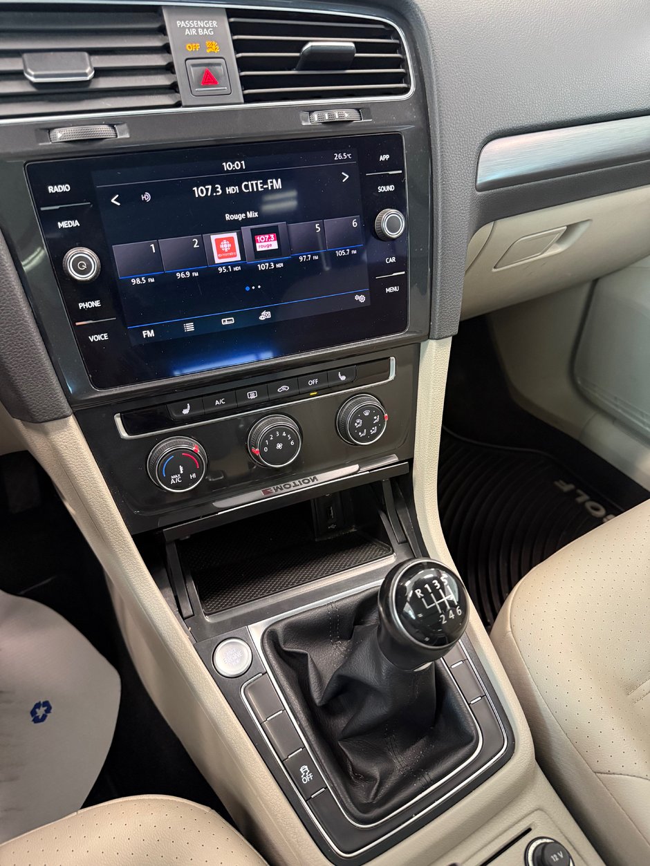 2018 Volkswagen GOLF SPORTWAGEN Trendline-11