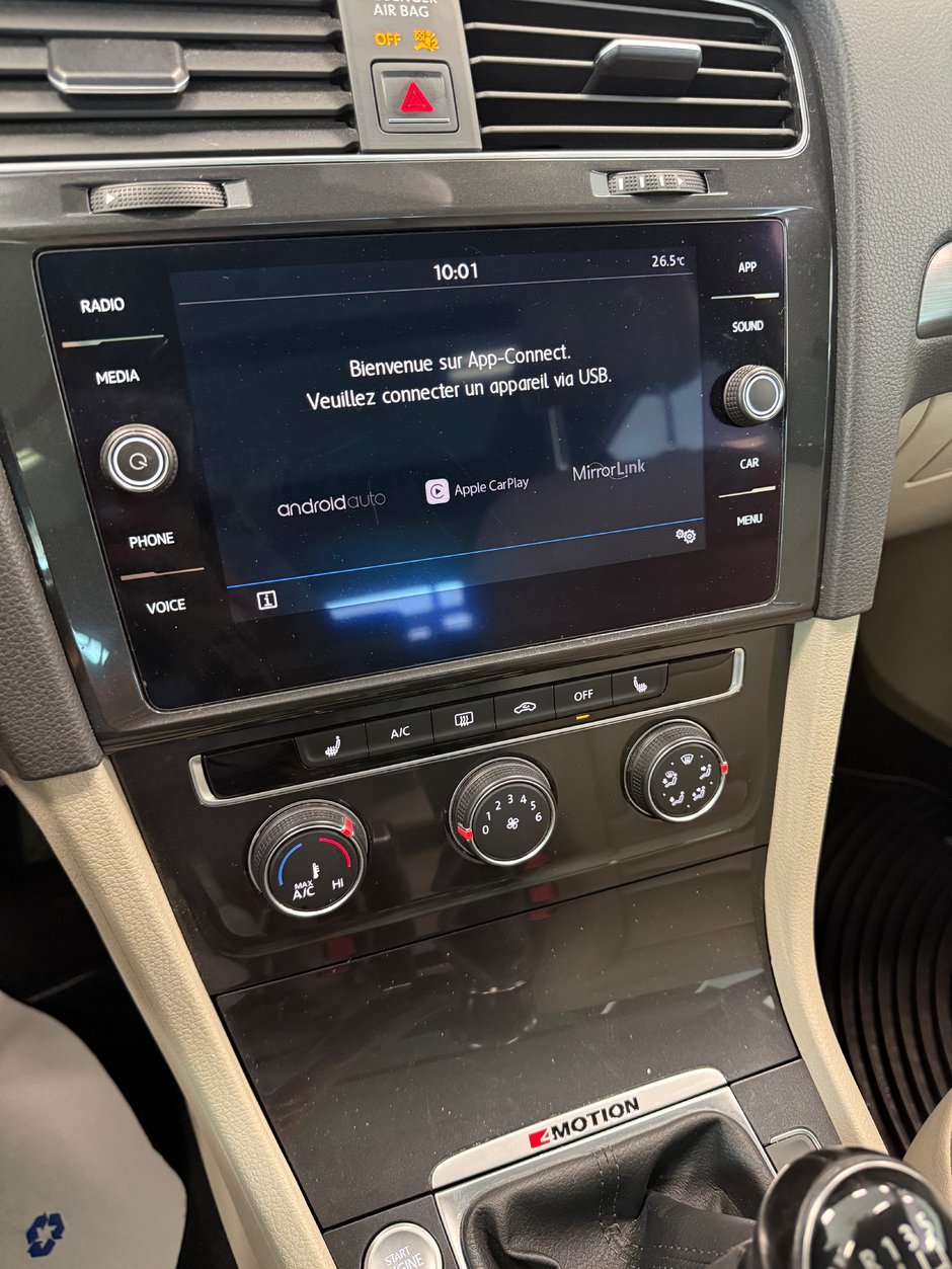 2018 Volkswagen GOLF SPORTWAGEN Trendline-12