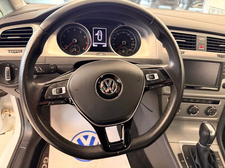 Volkswagen Golf trendline 2016-16