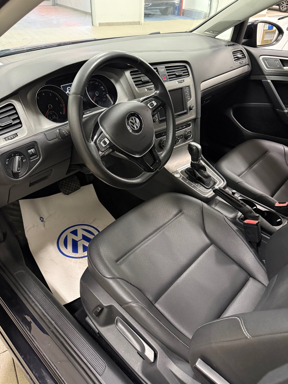 Volkswagen Golf Comfortline 2016-5
